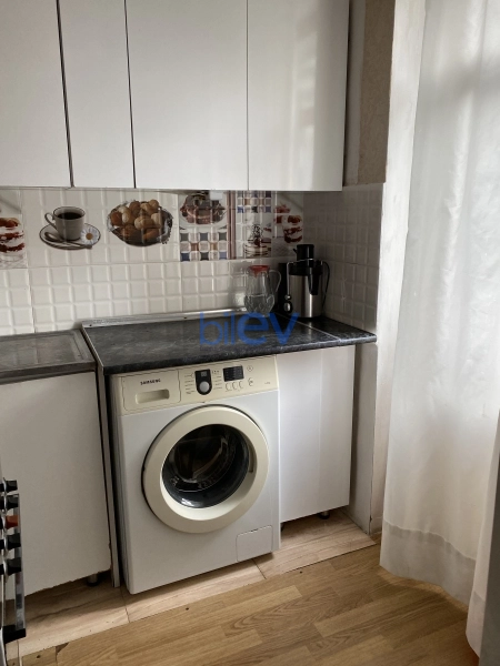 Satış 3 otaqlı Köhnə Tikili bina evi  67m², Bakı