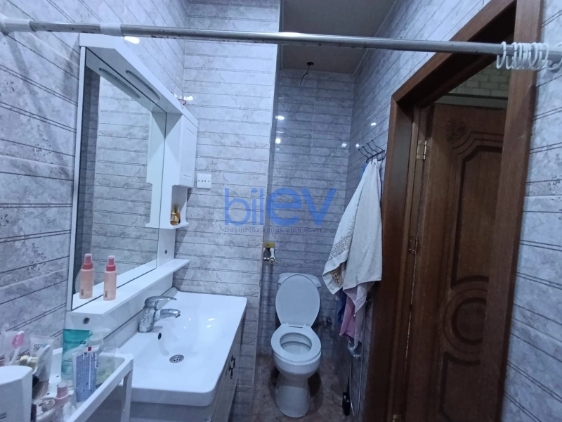 Satış 6 otaqlı Həyət evi  240m², Bakı