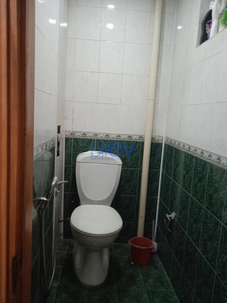 Satış 3 otaqlı Köhnə Tikili bina evi  85m², Bakı