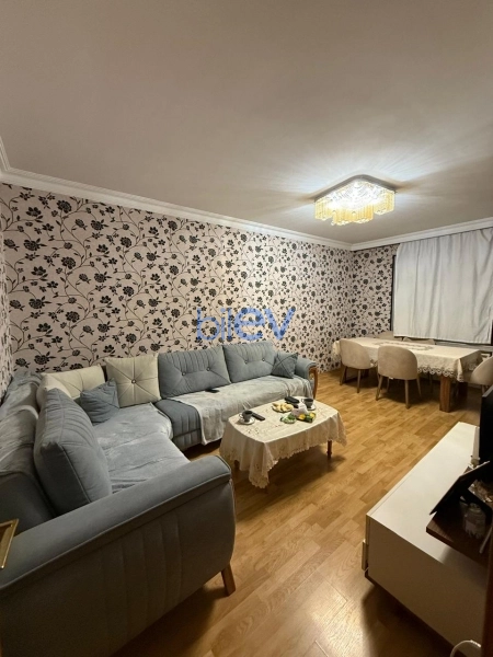 Satış 3 otaqlı Köhnə Tikili bina evi  75m², Bakı
