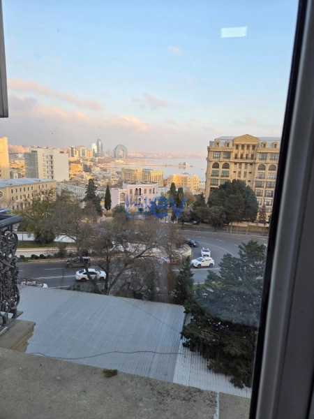 Aylıq Kirayə 2 otaqlı Köhnə Tikili bina evi  50m², Bakı
