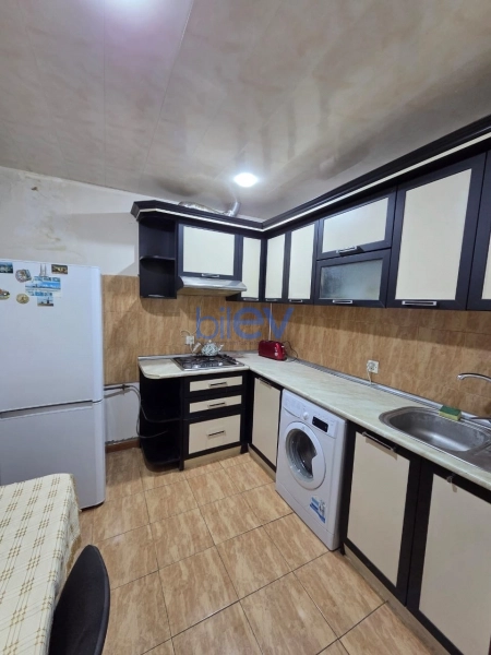Aylıq Kirayə 2 otaqlı Köhnə Tikili bina evi  50m², Bakı