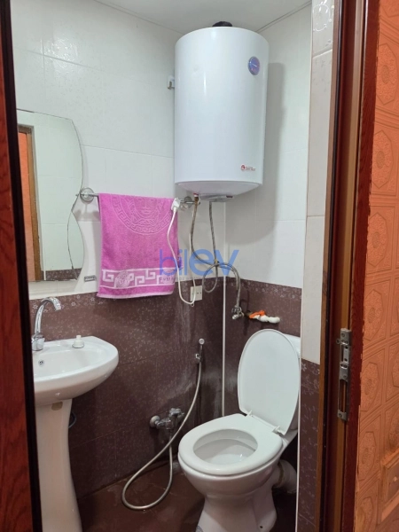 Aylıq Kirayə 2 otaqlı Köhnə Tikili bina evi  50m², Bakı