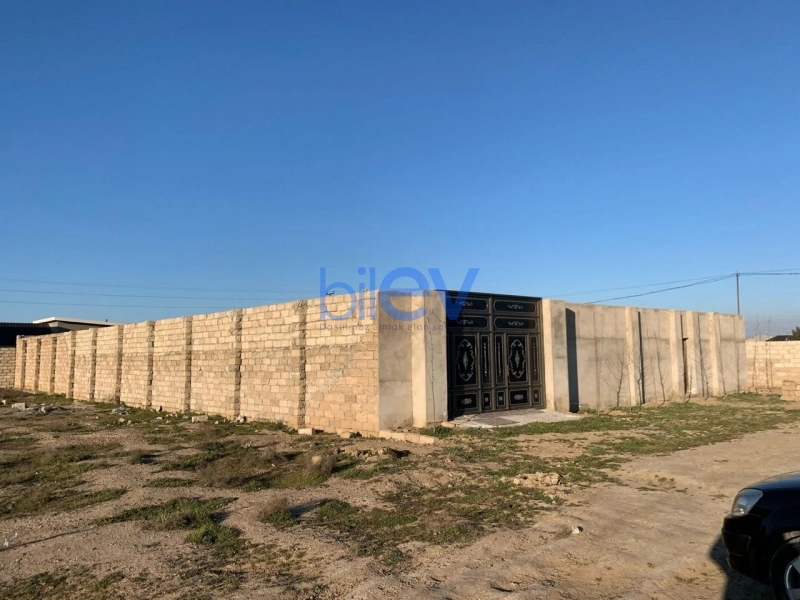 Satış  otaqlı Torpaq  700m², Bakı