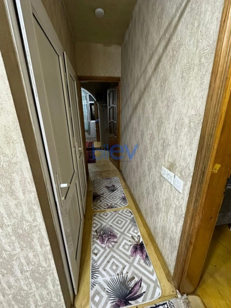 Aylıq Kirayə 4 otaqlı Köhnə Tikili bina evi  100m², Bakı