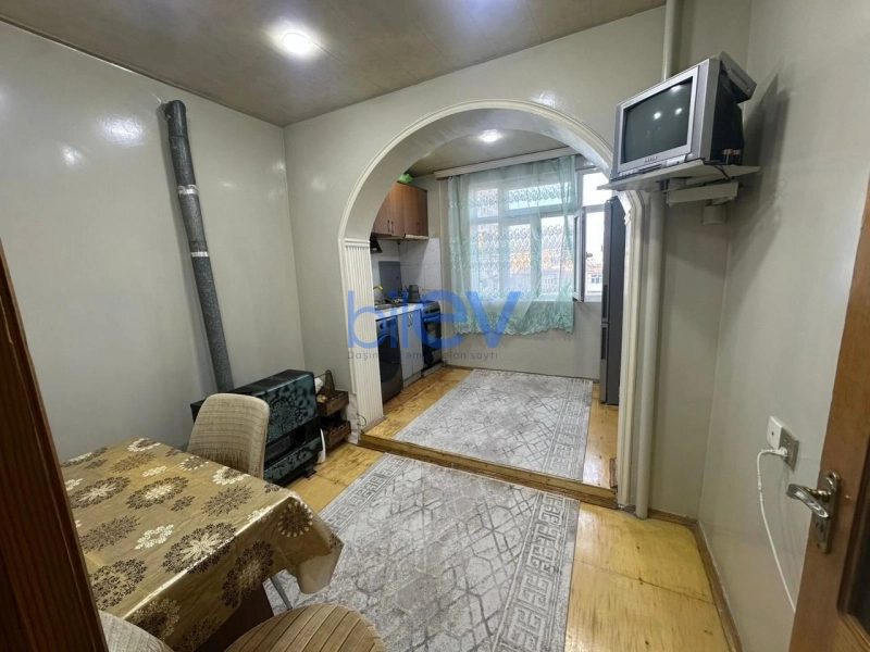 Aylıq Kirayə 4 otaqlı Köhnə Tikili bina evi  100m², Bakı