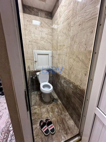 Aylıq Kirayə 4 otaqlı Köhnə Tikili bina evi  100m², Bakı