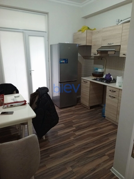 Aylıq Kirayə 3 otaqlı Yeni Tikili bina evi  80m², Bakı