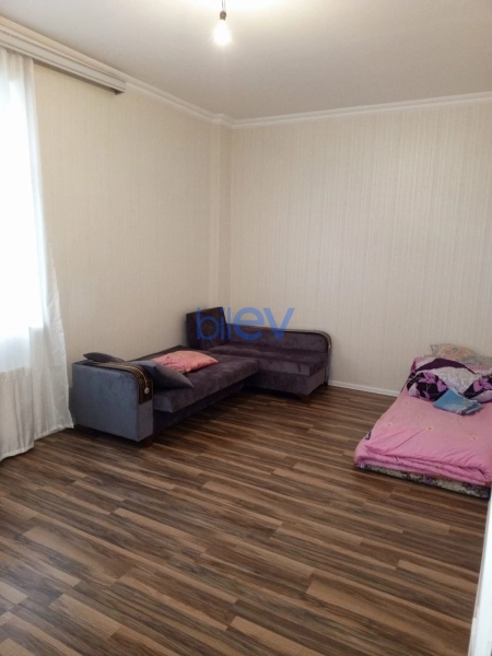 Aylıq Kirayə 3 otaqlı Yeni Tikili bina evi  80m², Bakı