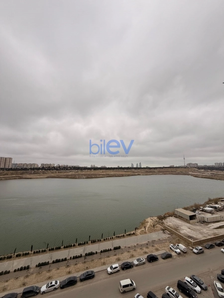 Aylıq Kirayə 3 otaqlı Yeni Tikili bina evi  80m², Bakı