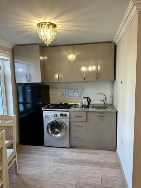 Satış 1 otaqlı Köhnə Tikili bina evi  40m², Bakı