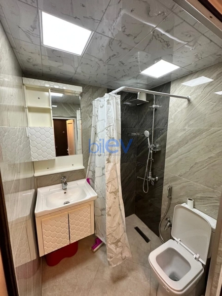 Satış 1 otaqlı Köhnə Tikili bina evi  40m², Bakı