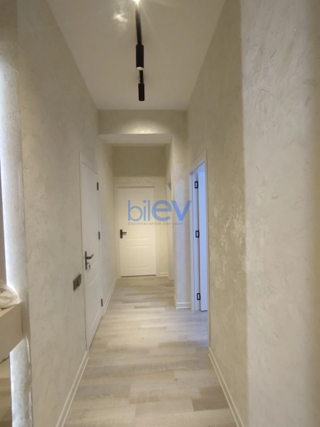 Satış 3 otaqlı Yeni Tikili bina evi  70m², Bakı
