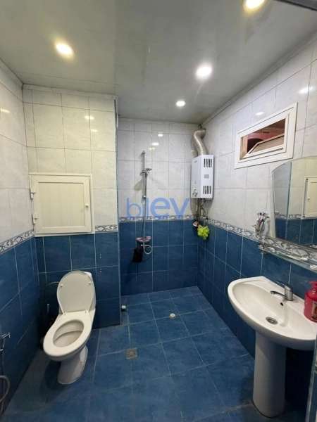 Satış 2 otaqlı Köhnə Tikili bina evi  60m², Bakı