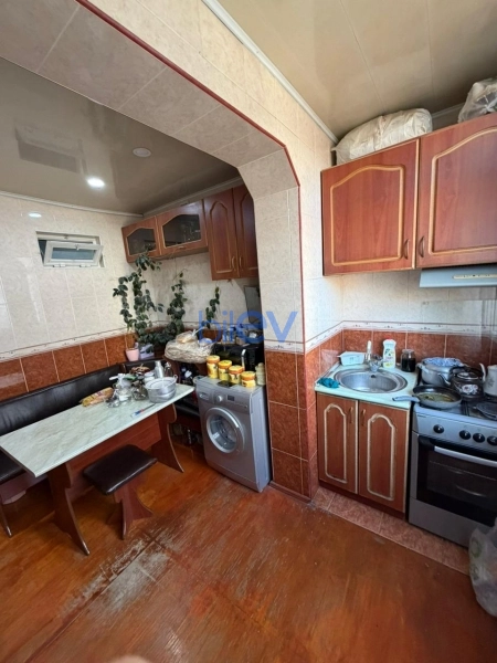 Satış 2 otaqlı Köhnə Tikili bina evi  60m², Bakı