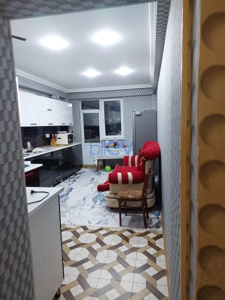 Satış 3 otaqlı Yeni Tikili bina evi  134m², Bakı