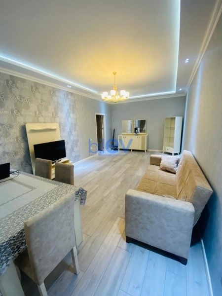 Aylıq Kirayə 2 otaqlı Yeni Tikili bina evi  100m², Bakı