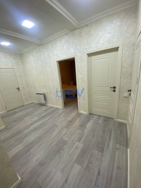 Aylıq Kirayə 2 otaqlı Yeni Tikili bina evi  100m², Bakı