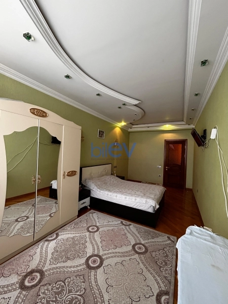 Aylıq Kirayə 2 otaqlı Yeni Tikili bina evi  90m², Bakı