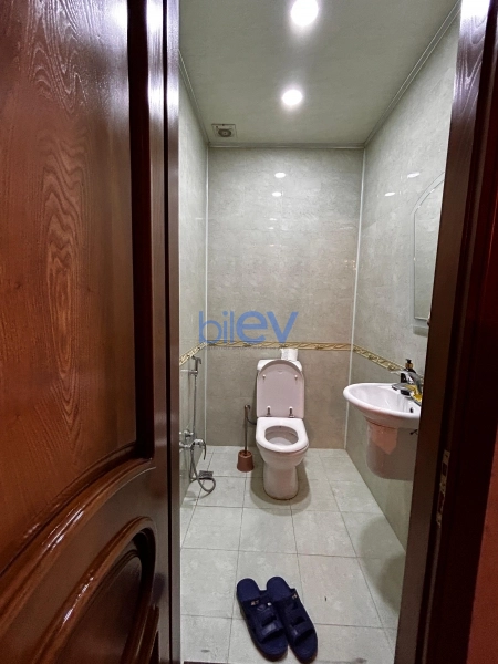 Aylıq Kirayə 2 otaqlı Yeni Tikili bina evi  90m², Bakı