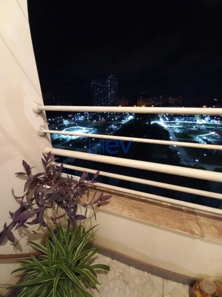 Satış 4 otaqlı Köhnə Tikili bina evi  110m², Bakı