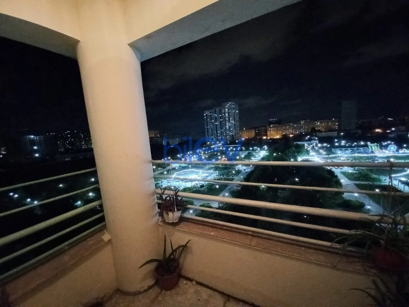 Satış 4 otaqlı Köhnə Tikili bina evi  110m², Bakı