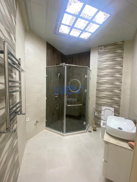 Satış 2 otaqlı Yeni Tikili bina evi  93m², Bakı
