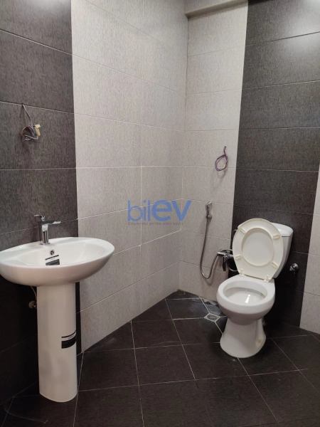 Aylıq Kirayə 3 otaqlı Yeni Tikili bina evi  140m², Bakı