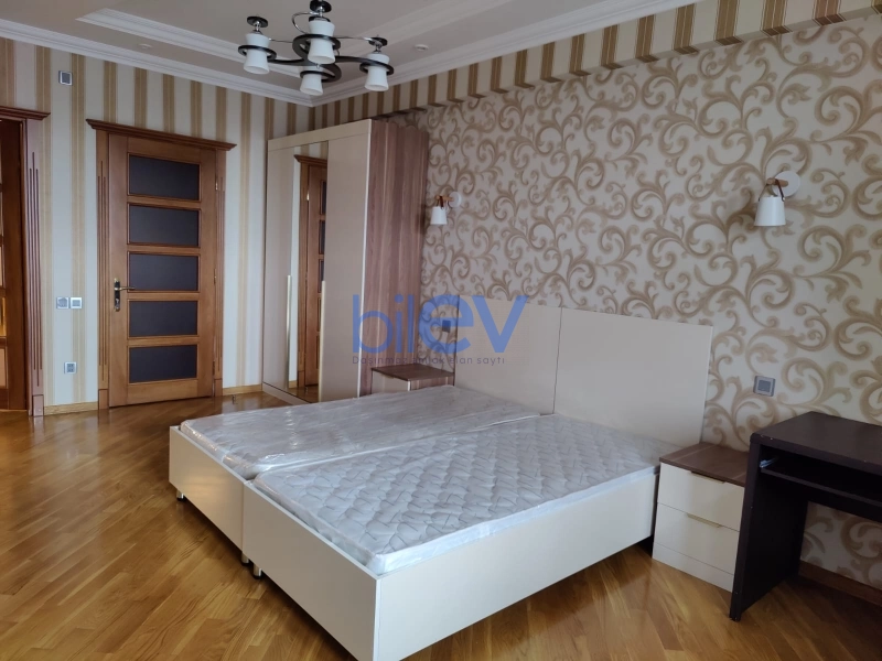 Aylıq Kirayə 3 otaqlı Yeni Tikili bina evi  140m², Bakı