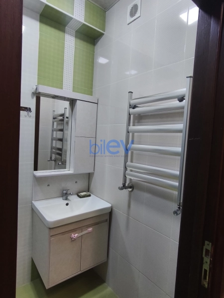 Aylıq Kirayə 2 otaqlı Yeni Tikili bina evi  66m², Bakı
