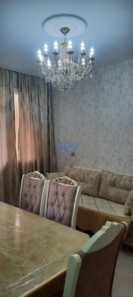 Aylıq Kirayə 2 otaqlı Köhnə Tikili bina evi  100m², Bakı