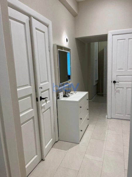 Aylıq Kirayə 2 otaqlı Köhnə Tikili bina evi  60m², Bakı