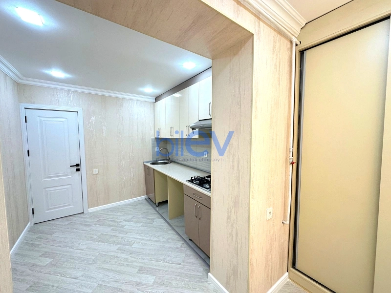 Satış 4 otaqlı Köhnə Tikili bina evi  100m², Bakı