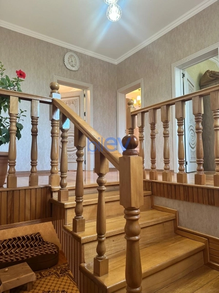 Satış 5 otaqlı Həyət evi  230m², Bakı