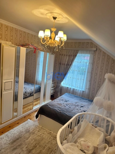 Satış 5 otaqlı Həyət evi  230m², Bakı