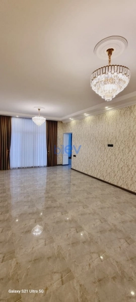 Satış 4 otaqlı Həyət evi  240m², Bakı