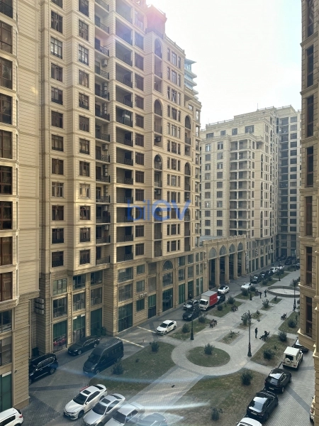 Satış 4 otaqlı Yeni Tikili bina evi  204m², Bakı