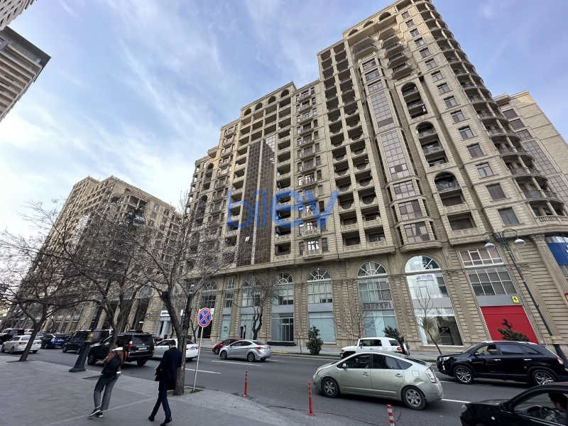 Satış 4 otaqlı Yeni Tikili bina evi  204m², Bakı