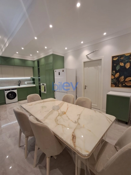 Satış 3 otaqlı Yeni Tikili bina evi  138m², Bakı