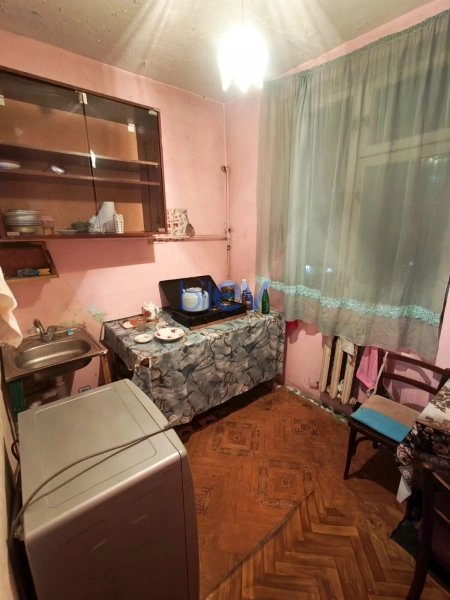Aylıq Kirayə 3 otaqlı Köhnə Tikili bina evi  75m², Bakı