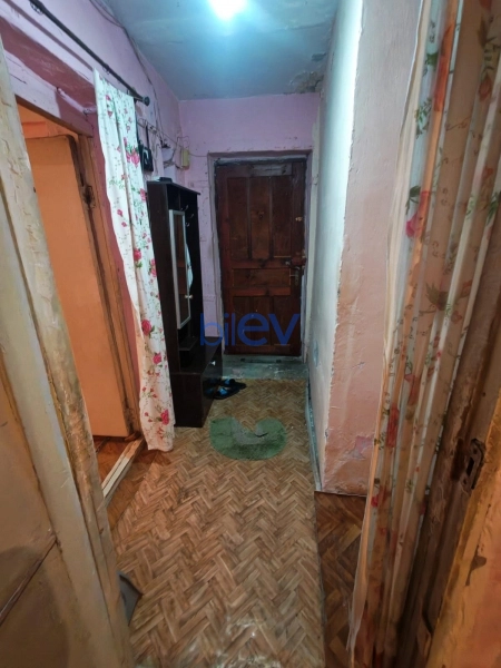 Aylıq Kirayə 3 otaqlı Köhnə Tikili bina evi  75m², Bakı
