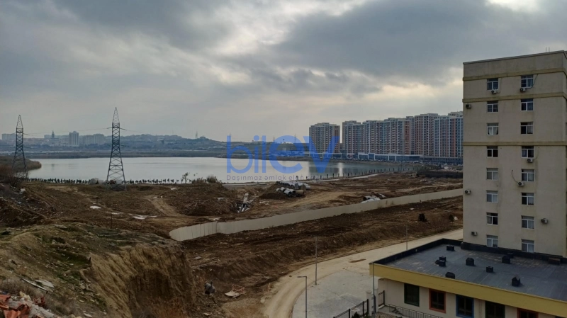Satış 3 otaqlı Köhnə Tikili bina evi  75m², Bakı