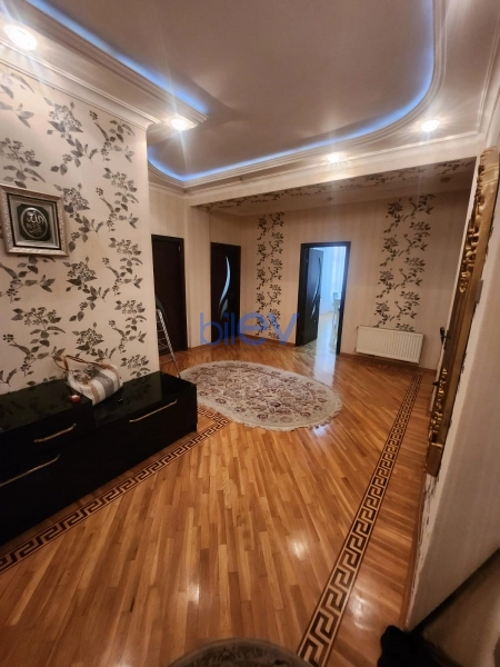 Satış 3 otaqlı Yeni Tikili bina evi  140m², Bakı