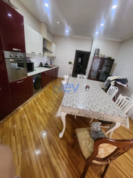 Satış 3 otaqlı Yeni Tikili bina evi  140m², Bakı