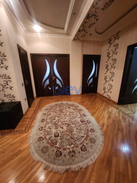Satış 3 otaqlı Yeni Tikili bina evi  140m², Bakı
