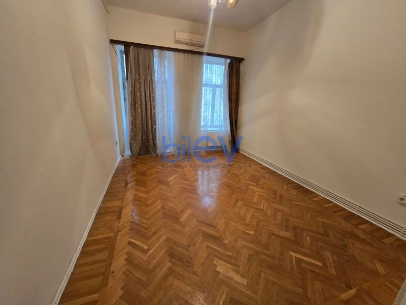 Aylıq Kirayə 3 otaqlı Ofis  100m², Bakı