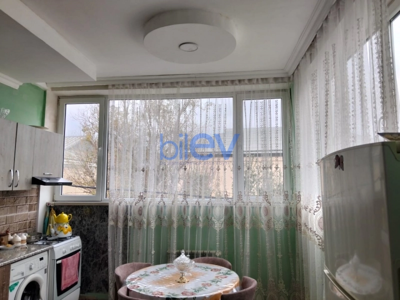 Satış 6 otaqlı Həyət evi  240m², Bakı
