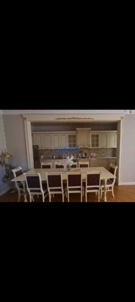 Satış 6 otaqlı Həyət evi  240m², Bakı