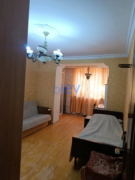 Aylıq Kirayə 3 otaqlı Köhnə Tikili bina evi  60m², Bakı