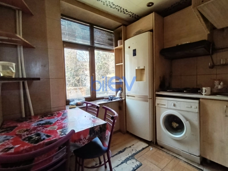 Aylıq Kirayə 3 otaqlı Köhnə Tikili bina evi  60m², Bakı